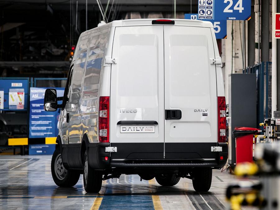  Iveco Daily Air Pro 2013 года  (фото 12 из 16)